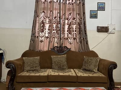 5 seater sofa for sale in good condition and reasonable price