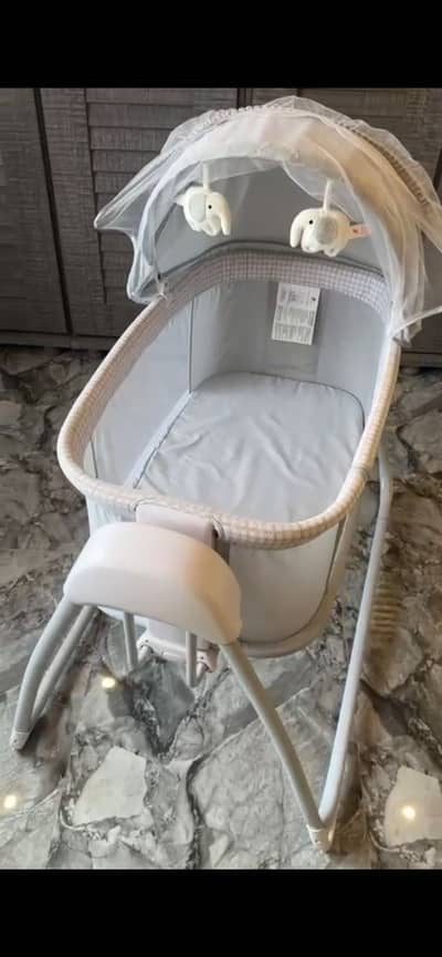 Mastela 4 in 1 Multifunctional Bassinet