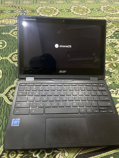 Acer ChromeBook OS in Black Colour With Original Charger