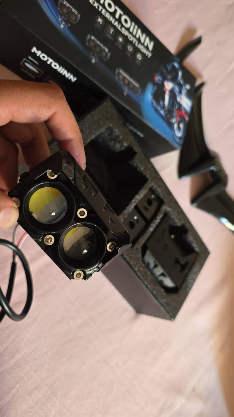 External spot light 1