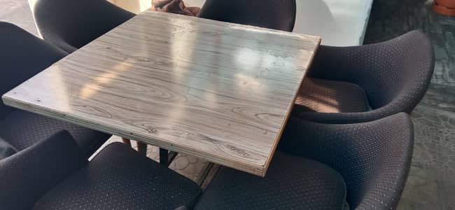 Coffee Table with 6 chairs