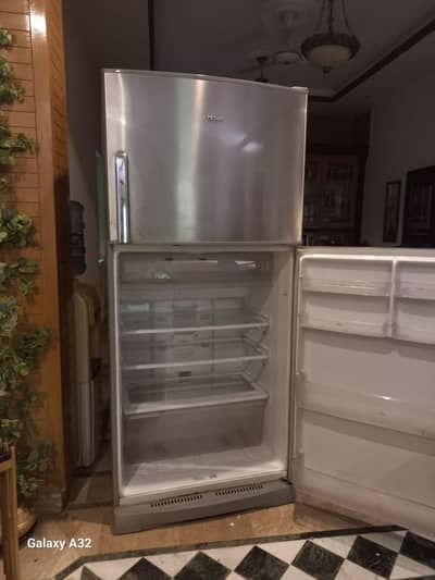 Haier fridge full size in good condition