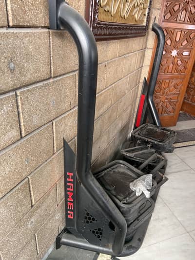 Revo Hammer Roll bar and seats