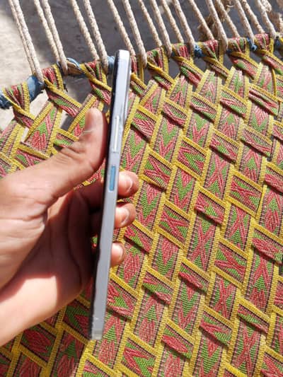 Vivo y36 4g  6/128 only Mobil