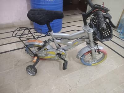 cycle hai for kids 4 sy 8 saal k bacho wali