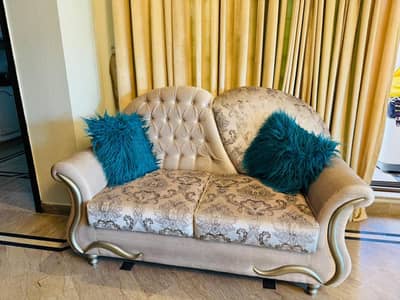 Modern 7 seater luxury sofa_neat and clean