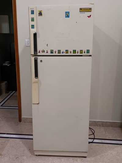 Samsung OLD refrigerator for sale