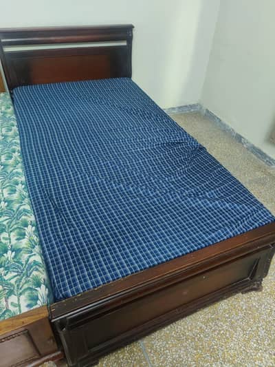Single bed with mattress