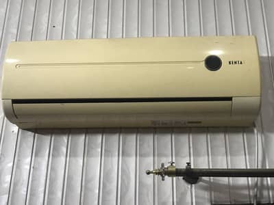 Kentax AC | Non inverter in good condition