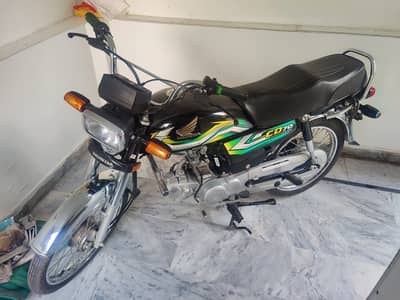 Honda CD 70 - Black edition