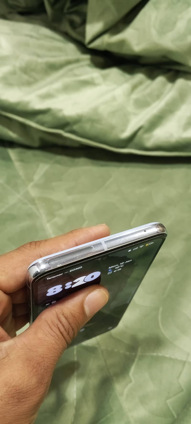 google pixel 8 pro 3