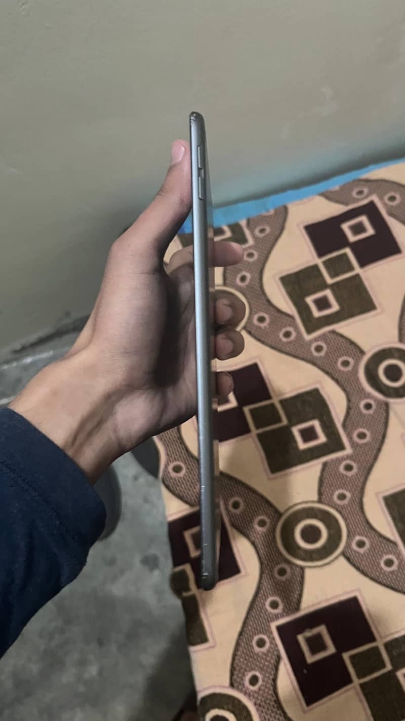 ipad mini 5 / 64GB 1