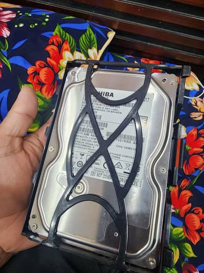 1 Tab Sata 3 hard drives