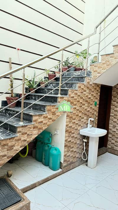 dha please 2 ext new 3 bad DD 2nd floor with lift new