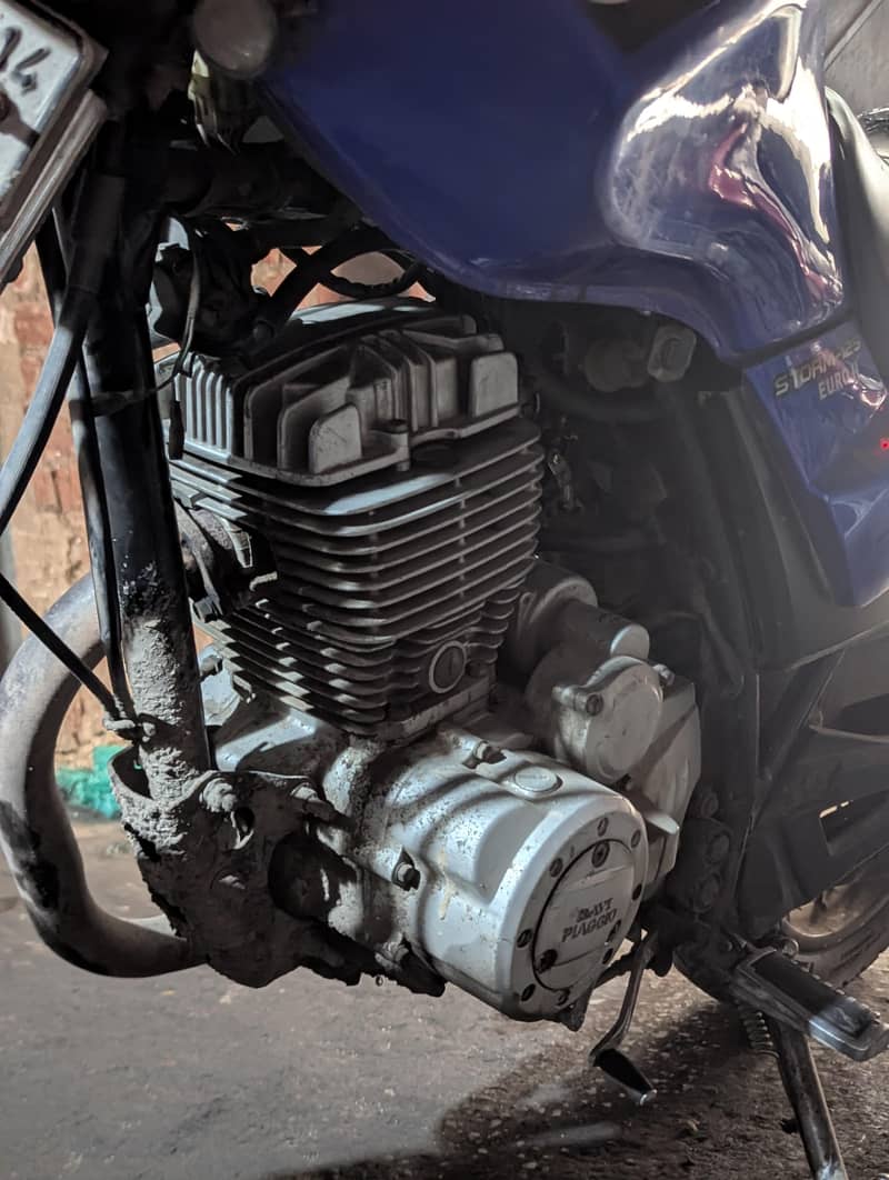 Ravi Piaggio Engine 2