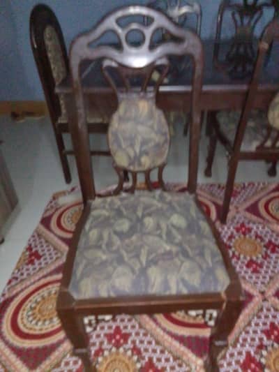 dining table with six chair