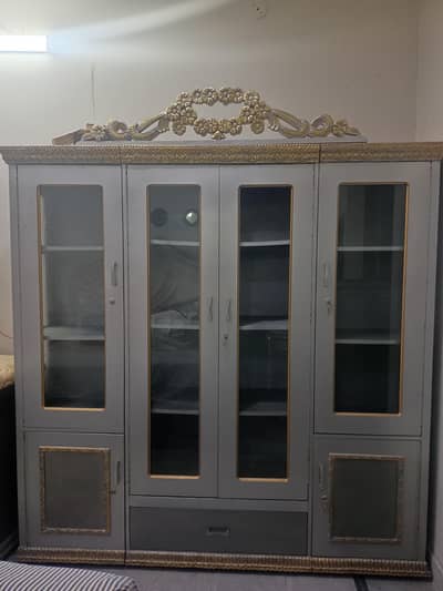 Premium Designer Wooden Wardrobe / Almirah – Excellent Conditi