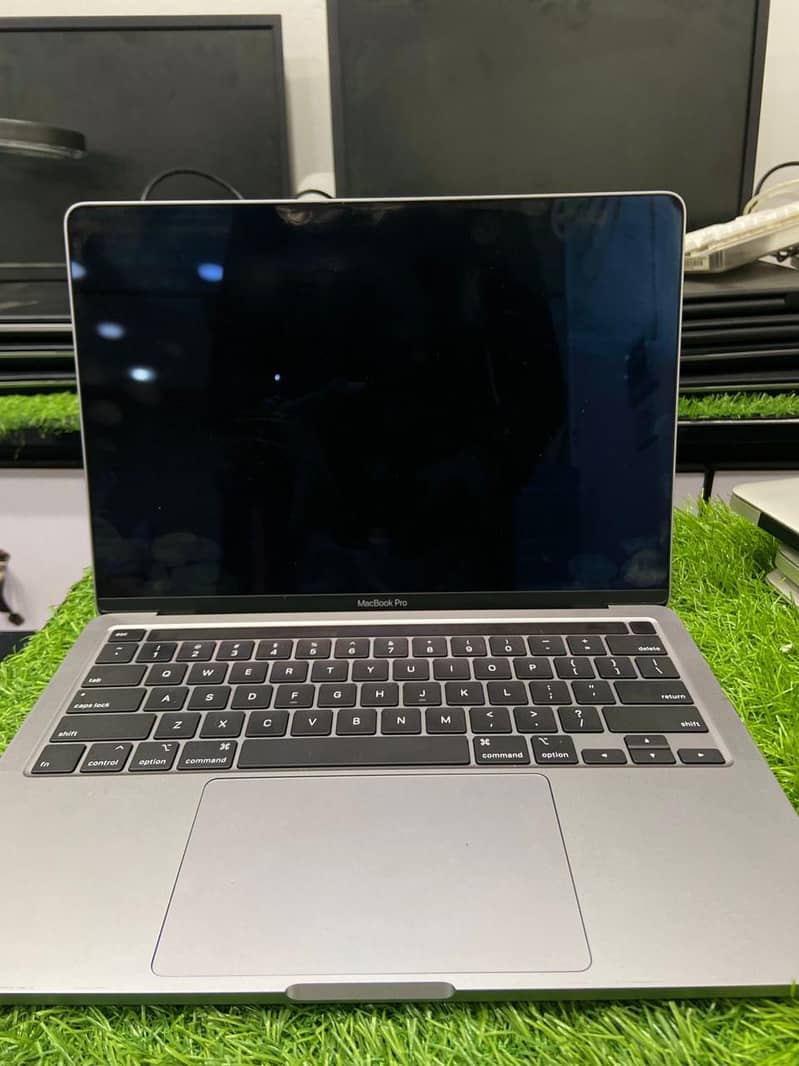 MacBook Pro (13-inch, 2020, Four Thunderbolt 3 ports) - Laptops 0