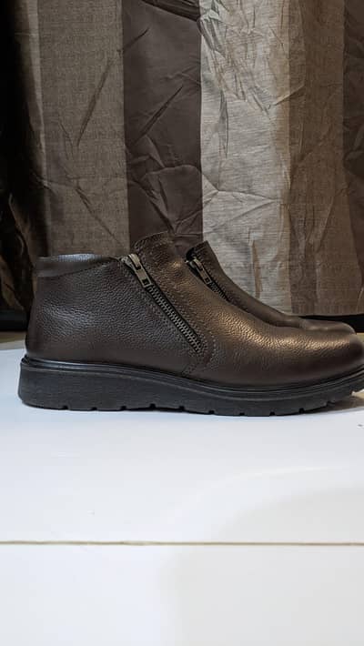 Chelsea Servis Shoes (Brown 41)