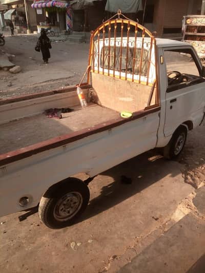 03292566313 is number p call kary dosra number available nahi h