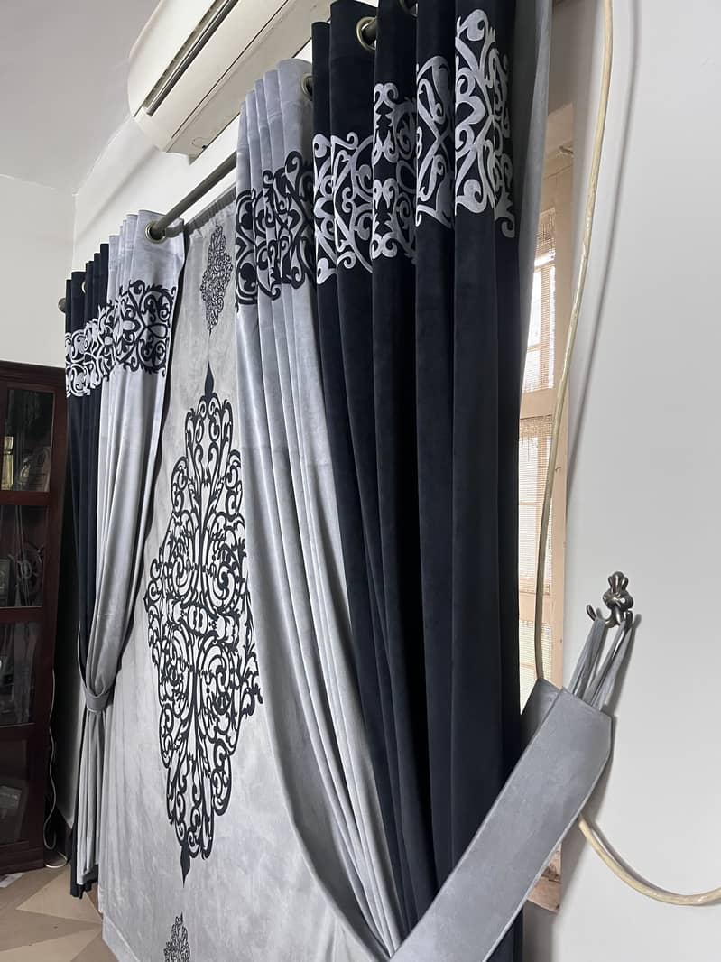 Window curtains 3