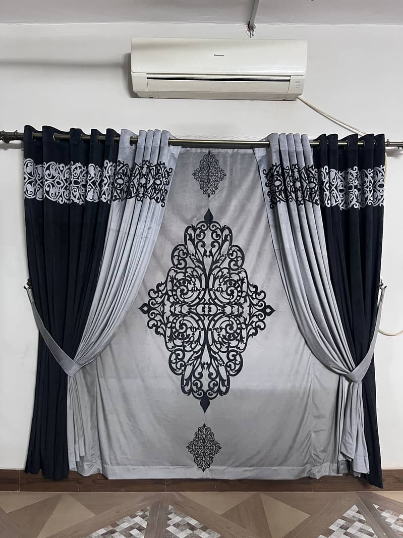 Window curtains 4