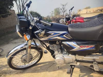 Honda CG 125 2024 Model/ Brand New condition/ Zero meter / No work
