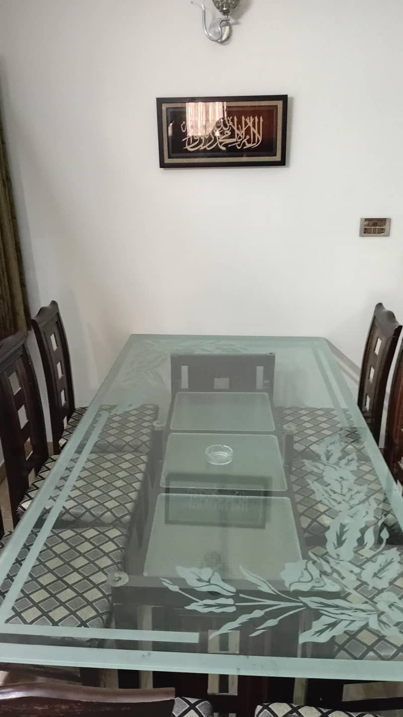 Dinning Table 4