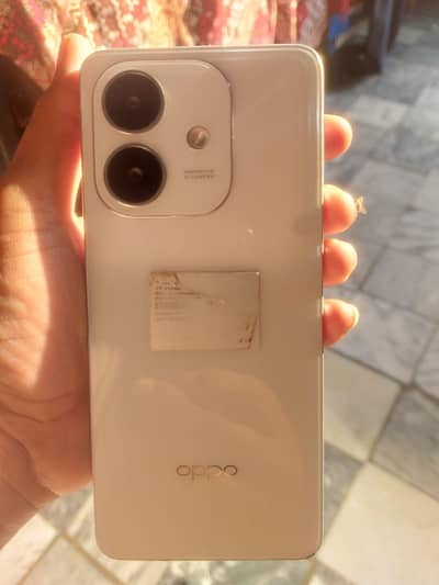 oppoA3 10/9 condition all ok charger Saath  6gb ram 128 GB
