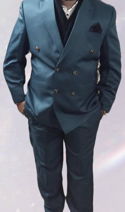 DOUBLE PRESS PENT COAT IN NEW CODNTION