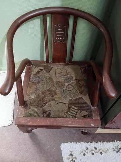 BEAUTIFUL WOODEN SOFA 5 SEATER