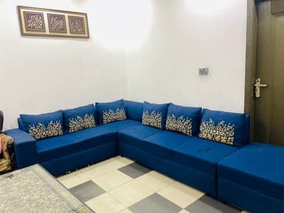 L shaped 7 seater sofa (Seperate table)