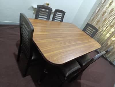 Dinning table with chairs