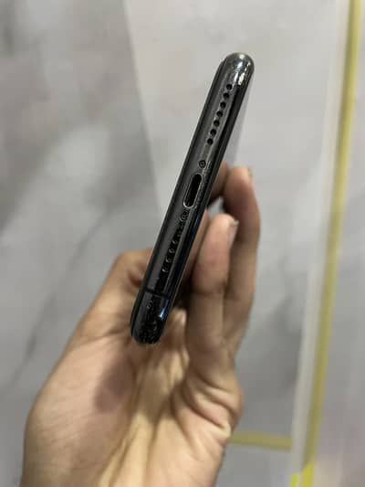 Iphone xsmax exchange or sell both possible