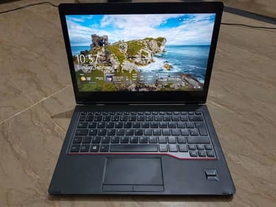 Fujitsu laptop, 16gb ram, 1tb SSD, touch screen