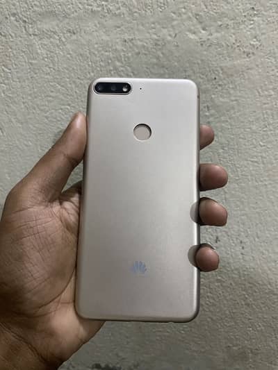 Huawei y7