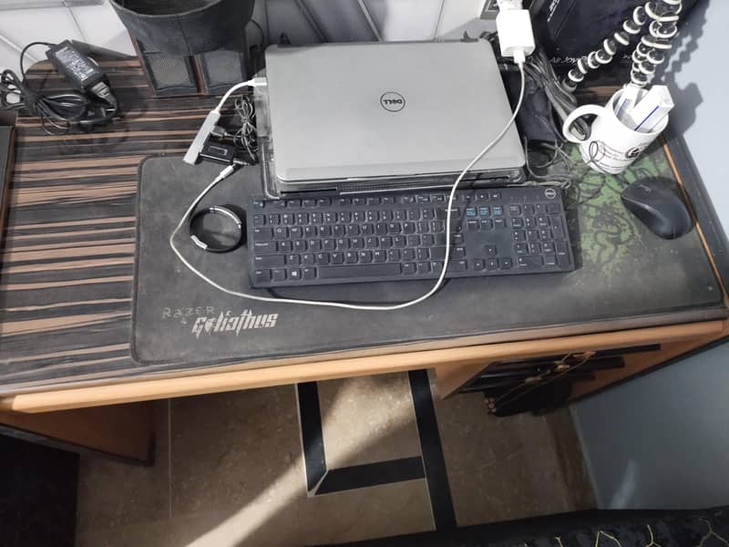 Computer Laptop Table 1