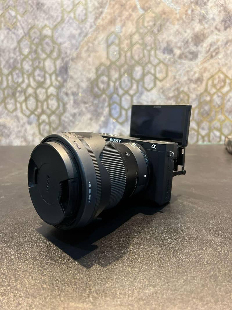 Sony A6400 camera 0