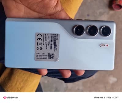 Tecno camon 40
