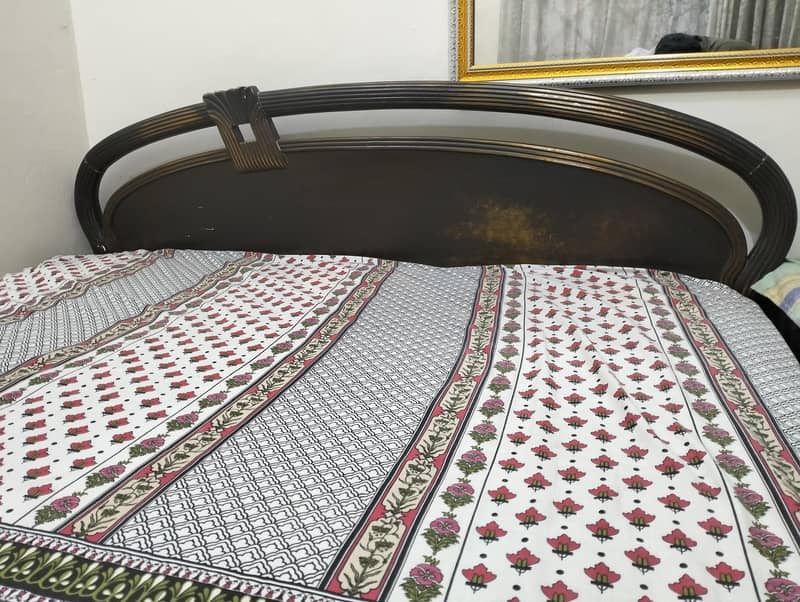 Bed Set Queen Size 1