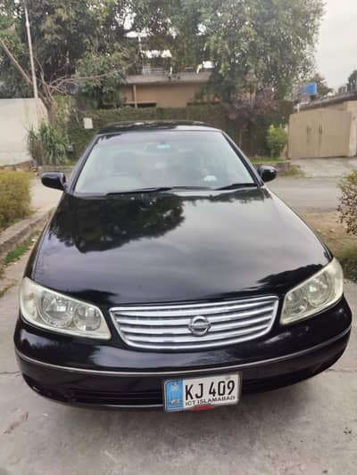Executive Saloon Nissan Car for sale price negotiable