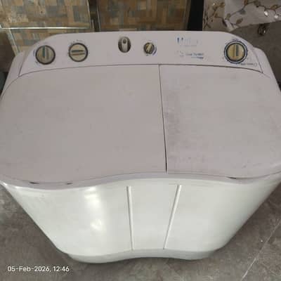 HAIER WASHING & DRYER MACHINE