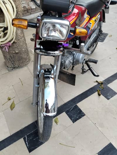 Honda CD 70 for sale model 25 argent for sale