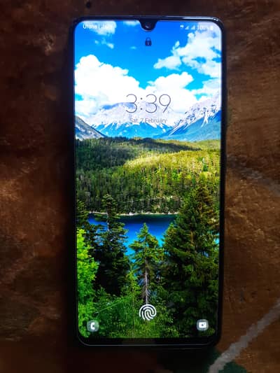 Samsung a32 128 GB 6 GB RAM.   03323000388