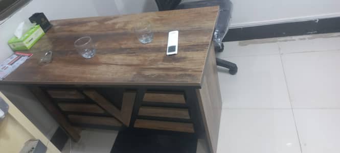 Office table for sale