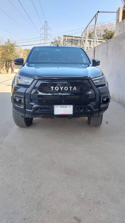 toyota hilux revo gr model 2024