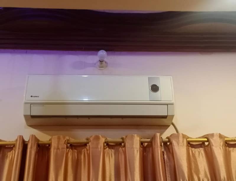 gree 1.5 split AC 0