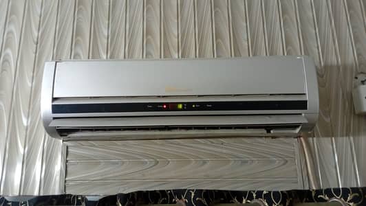 Dawlance Ac 1 ton 1st owner