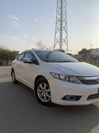 Honda Civic Triborn 2013 UG