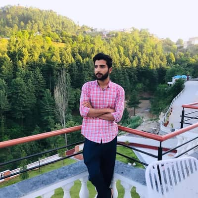 need a job. house helper ki job chahiye